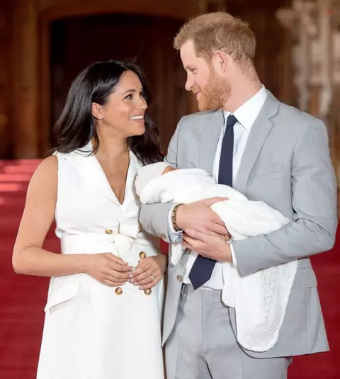 Meghan Markle a plecat în America fără Prințul Harry și micuțul Archie