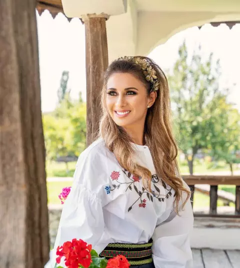 Cum arată cei 12 gospodari fără pereche pe care îi pețește Anamaria Prodan. Atenție, fetelor, niciunul nu este de ratat!