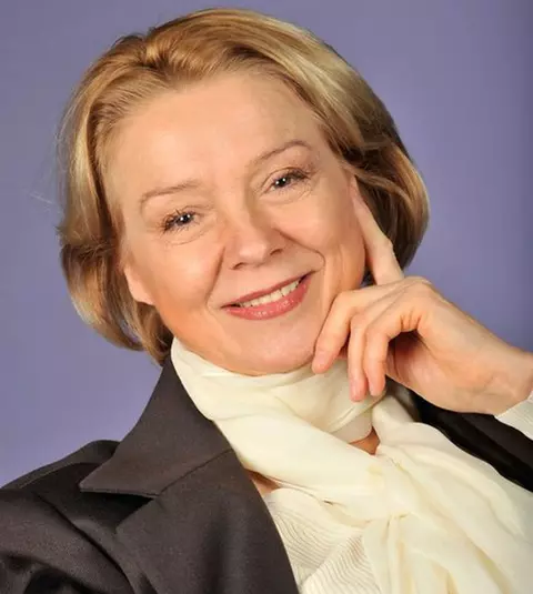 Drama neştiută a Mihaelei Mihai. Interpreta piesei «De-ai fi tu salcie la mal», terorizată de soţ: „Mă agresa psihic, mă droga!”