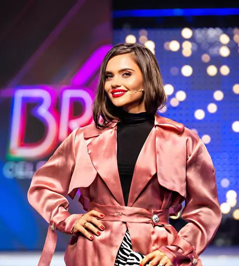 Cristina Șișcanu, detalii picante din dormitor, la Bravo, ai stil! Celebrities. „Vinerea ne-am făcut un obicei. Sunt o păcătoasă!”