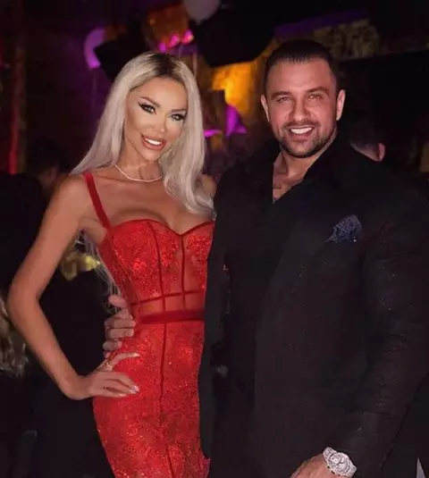 După un divorț cu scandal, am putea asista la o nouă împăcare. Alex Bodi s-a întors în țară pentru Bianca Drăgușanu: ”Noi doi împotriva lumii”