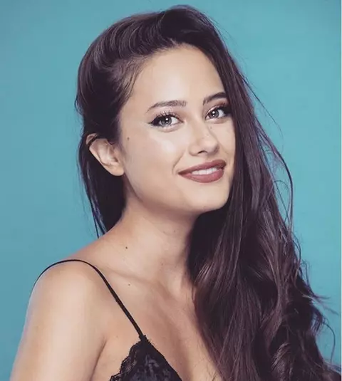 Oana Cârmaciu, din "Sacrificiul", mai are puțin și naște, dar nu se grăbește să se mărite: "Nu e loc pentru nicio presiune!"