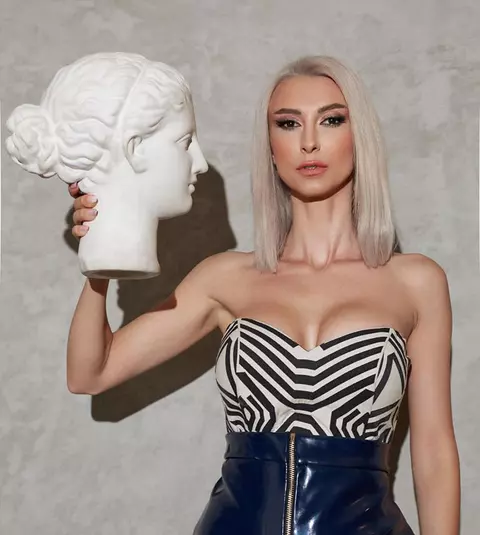 Andreea Bălan o pune la punct pe Misty. Replica artistei, după ce a fost atacată de iubita lui Keo: ”Să tacă și să rămână acolo în anonimat”