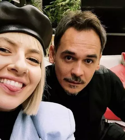 Despărțiți, dar împreună! Cum au fost surprinși Lidia Buble și Răzvan Simion când credeau că nu-i vede nimeni