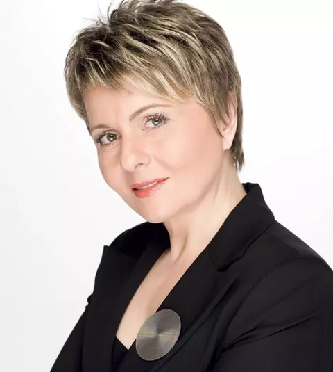 O mai ții minte pe Dana Deac? Jurnalista se luptă din nou cu probleme de sănătate, după ce a învins de cancerul de 5 ori!
