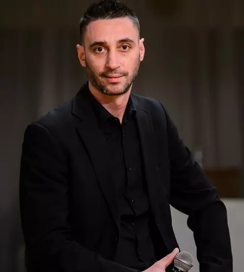 Adrian Uzum a murit la doar 37 de ani. Artistul suferea de o boală gravă