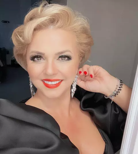 Ce dietă ține Cornelia Rednic, după ce a dat jos 30 de kilograme: „Am slăbit 2 kilograme într-o săptămână. Nu mai mănânc nimic...” / EXCLUSIV
