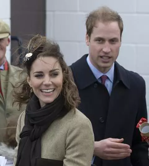 Printul William si Kate Middleton - Prima aparitie oficiala din 2011
