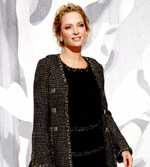 Vedete la show-urile Chanel si Valentino: Uma Thurman, Jessica Biel, Clemence Poesy