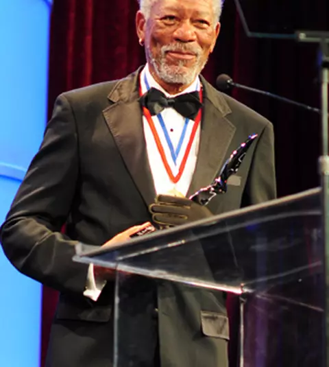 Vedete in acest weekend: Morgan Freeman, Rihanna, Selma Blair, Kate Bosworth