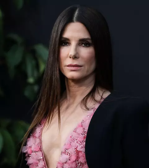Sandra Bullock rupe tăcerea după moartea lui Bryan Randall. De ce a fost nevoită să ascundă boala iubitului ei