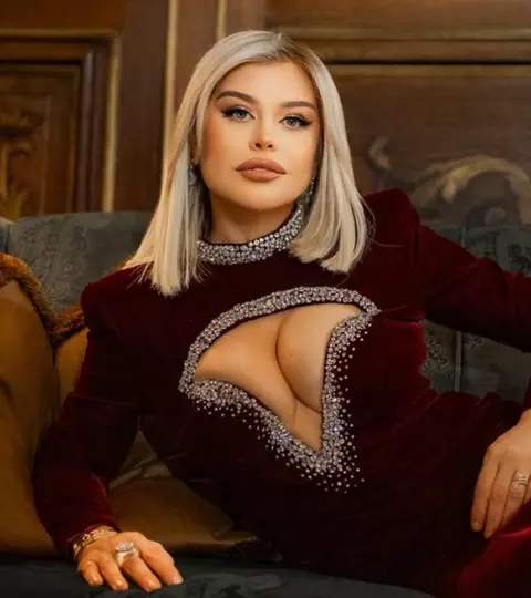 Loredana Groza, apariție fără inhibiții la 56 de ani! Ținuta din plasă care a atras toate privirile