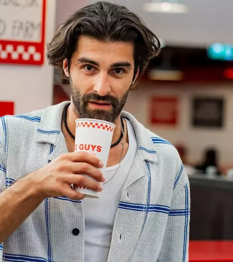 Daniel Nuță, de la prof' de sport într-un nou serial direct în deșertul din Maroc: „Comedia nu e ușoară deloc. E matematică”. EXCLUSIV
