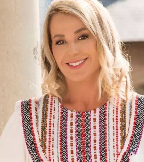 Nadia Comăneci a împlinit 64 de ani și a sărbătorit românește la mii de kilometri depărtare de casă. Cum și-a surprins fanii