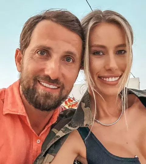 Dani Oțil nu s-a uitat la bani de Ziua Îndrăgostiților. Bolidul de lux cu care a fost răsfățată Gabriela Prisăcariu: „Un Sfântul Valentin ca al tău”.