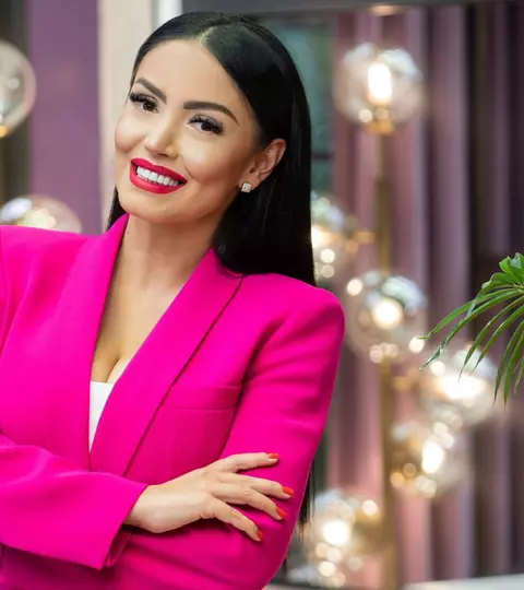 Cum arăta Andreea Mantea înainte să apeleze la medici. Imagini din adolescența vedetei. Nici fanii nu ar recunoaște-o