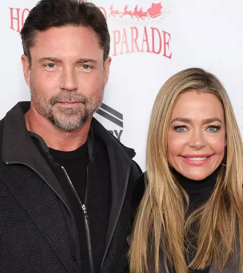 Denise Richards, părăsită de soț. Aaron a depus actele de divorț fără să privească în urmă. Ce l-a supărat