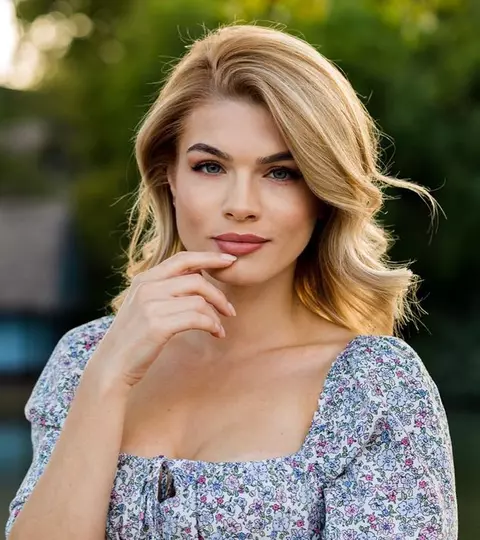Ella Prodan, în pauzele de la filmările pentru Iubire cu parfum de lavandă. „Profit de un «power nap»” EXCLUSIV