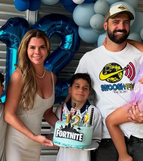 Andrei Stoica, mesaj emoționant de ziua fiului său cel mare. Imagini de familie din vacanța în Turcia. „Ne uimești în fiecare zi”