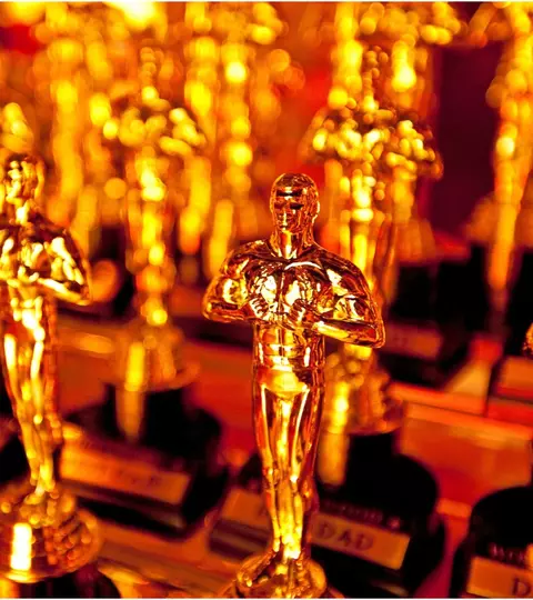 Oscar 2026: Unde vezi online filmele câștigătoare în România. Producțiile cu Michael B. Jordan și Brad Pitt sunt deja pe streaming