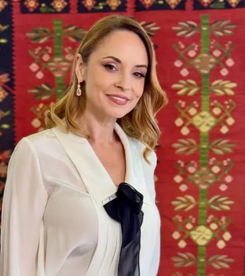 Andreea Marin și-a redecorat livingul! Schimbarea neașteptată pe care a făcut-o din cauza pisicilor: „Am scăpat de un stres”