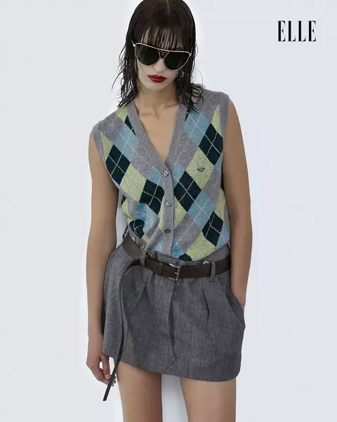 ELLE MODĂ: Fashion carousel