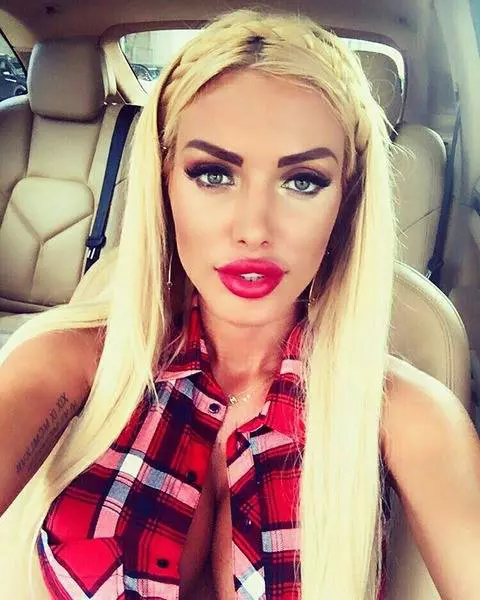 Simona-Trasca-Loredana-Chivu-8