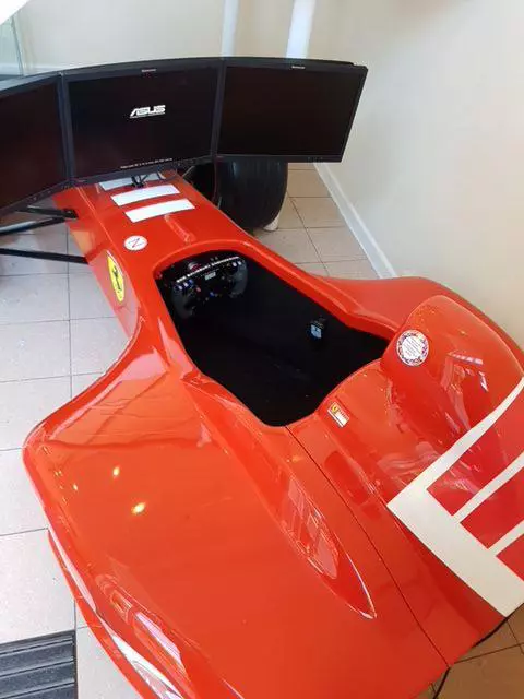 simulator auto folosit Ferrari 2006