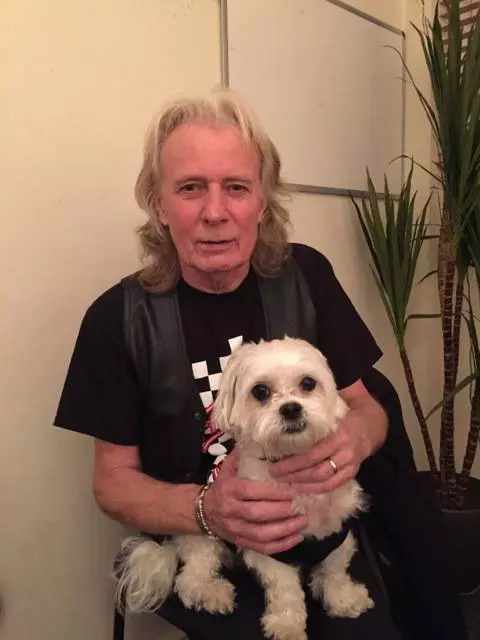 Eddie Clarke a murit 5