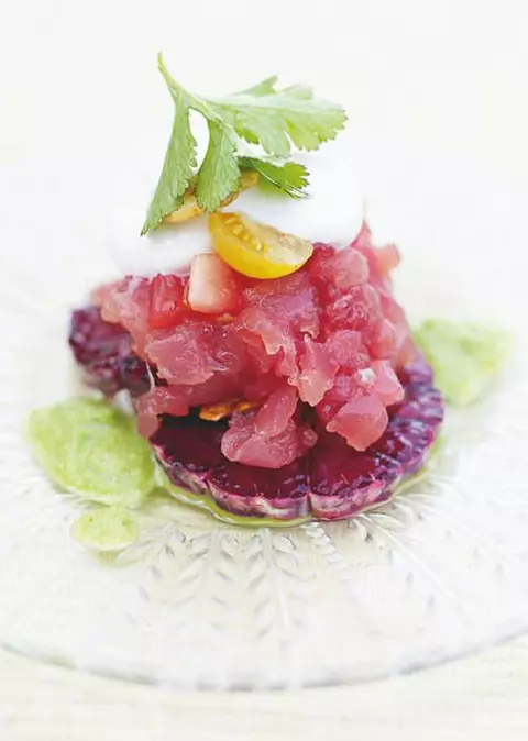 Tartar de ton, dupa reteta lui Jamie Oliver