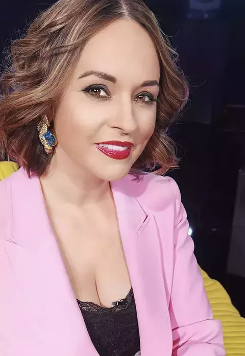 prezentatoarea tv andreeea marin