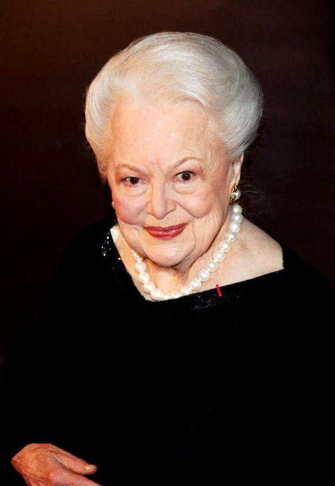 A Murit Olivia De Havilland Ultima Supraviețuitoare Din Filmul Pe Aripile Vantului Actrița Avea 104 Ani
