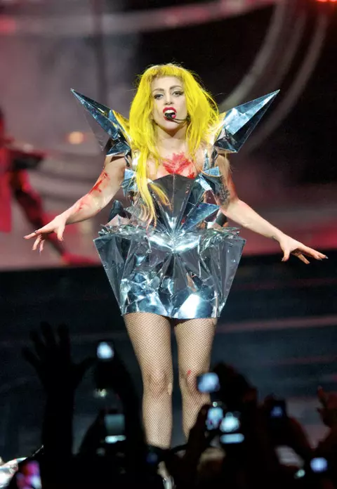 Lady Gaga vorbeste pentru prima data despre Romania