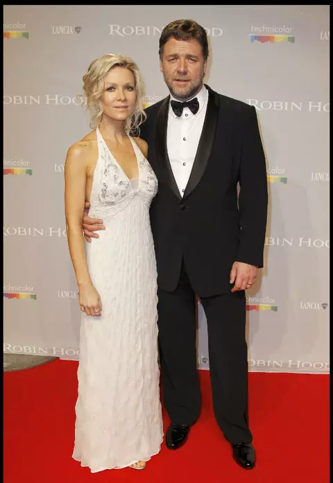 Un nou divort la Hollywood: Russell Crowe se desparte de sotia sa 