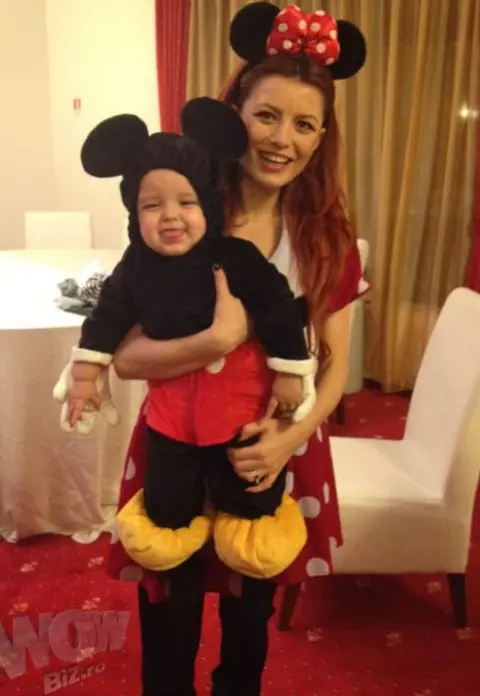 Elena Gheorghe si Antonia, doua mamici superbe