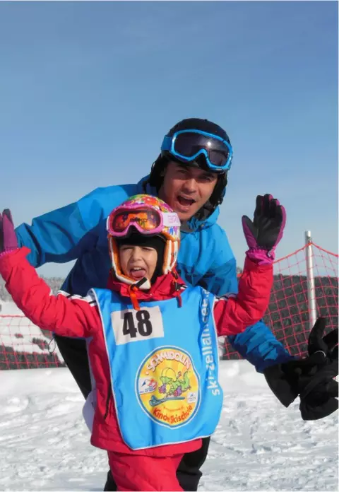 Razvan Simion, cu fetita la ski