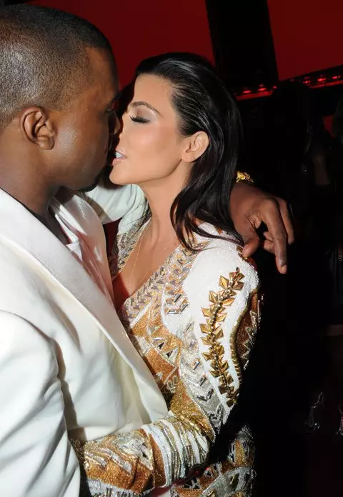 Kim Kardashian și Kanye West fac terapie de cuplu. Căsnicia lor e pe muchie de cuțit!