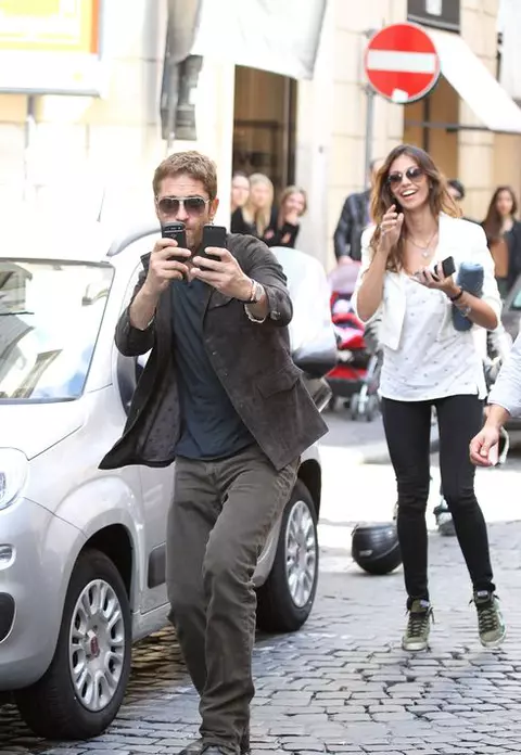 [FOTO] Din Roma, cu dragoste: Gerard Butler şi Mădălina Ghenea