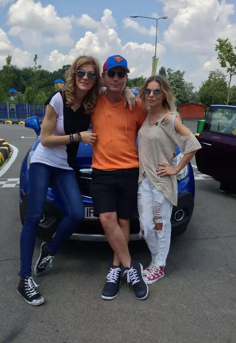 Jojo şi Răzvan Fodor se joacă de-a raliul
