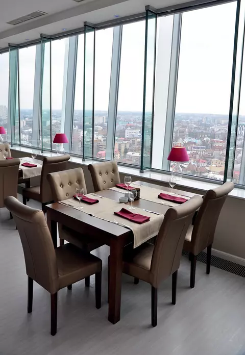 SOLE, restaurantul ideal pentru o întâlnire romantică