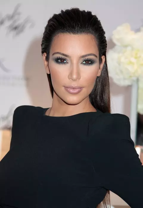 Beauty Trend: Ce vedete poartă părul cu aspect ud