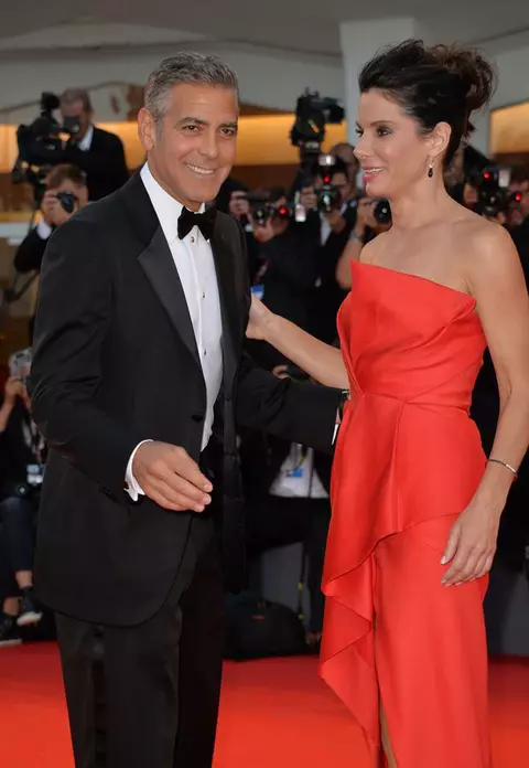 Sandra Bullock şi George Clooney în deschiderea Festivalului de film de la Veneţia