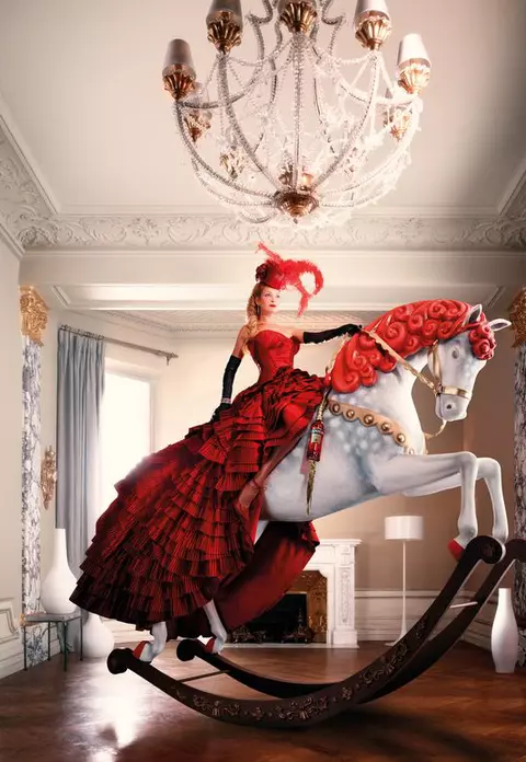 Imagini uimitoare cu Uma Thurman pentru un celebru calendar