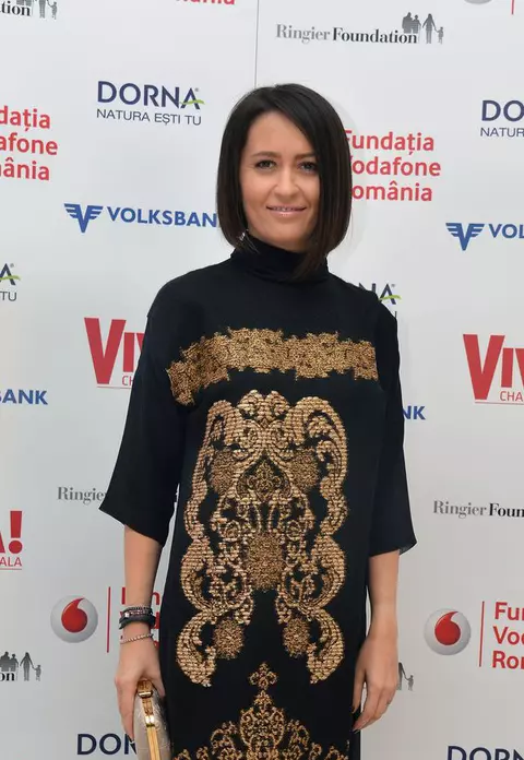 Anca Lungu, Amalia Năstase, Pavel Bartoş şi Camelia Şucu la VIVA! Charity Gala