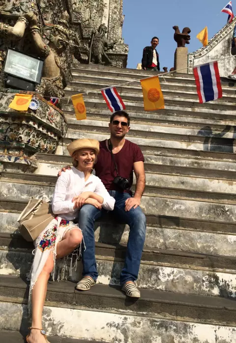 Laura Cosoi – Vacanţă în Thailanda alături de iubitul ei