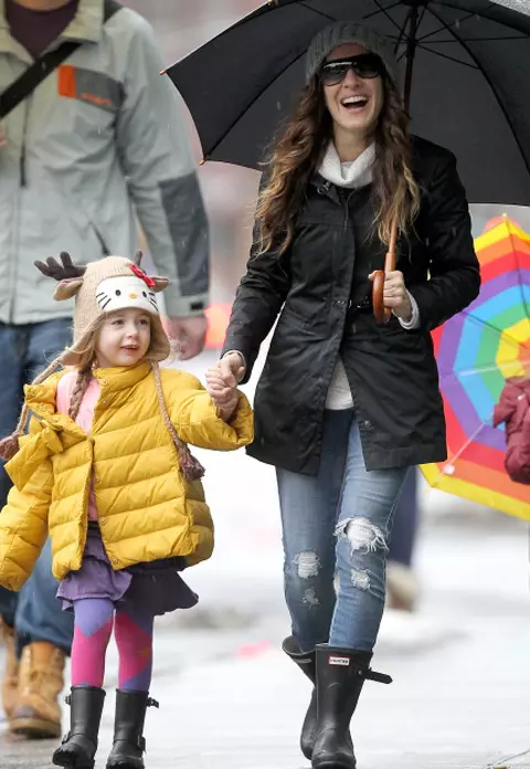 Sarah Jessica Parker şi fetiţele sale – Înapoi la şcoală cu zâmbetul pe buze