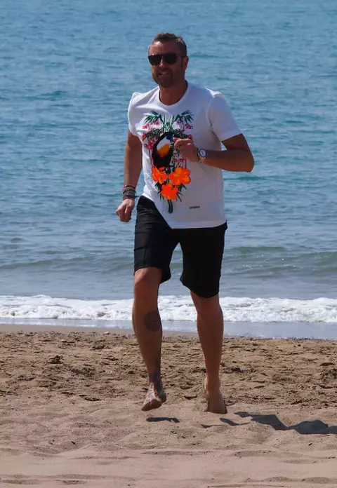 Cătălin Botezatu – Pe urmele vedetelor într-o vacanţă fabuloasă în Turcia