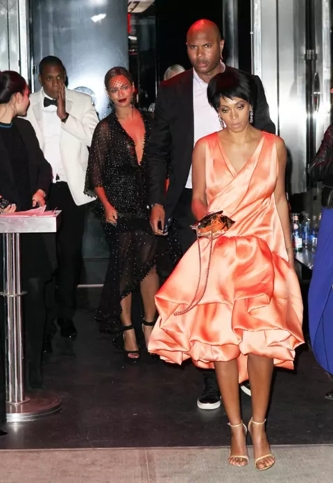 Jay-Z – În conflict cu sora lui Beyonce. Solange l-a atacat în lift - VIDEO