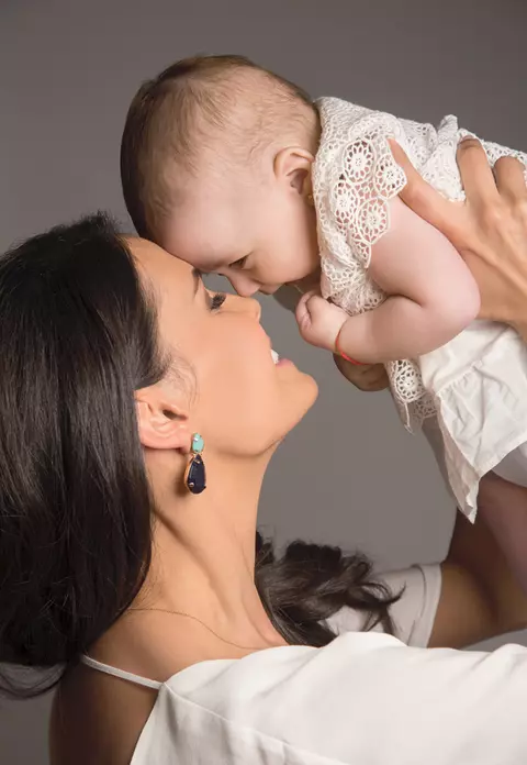 Anca Serea – “Am fost binecuvântată să trăiesc de patru ori minunea de a fi însărcinată!” 