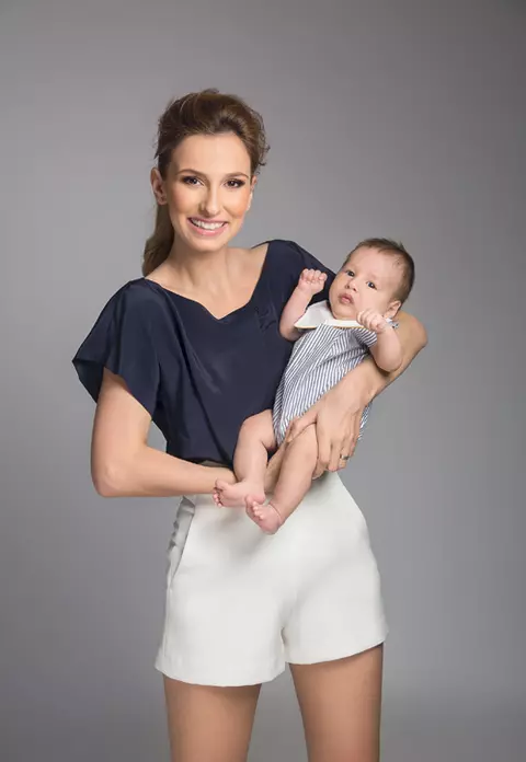 Dana Rogoz – “Când râde cu gura până la urechi, mă simt o mamă de nota 10”
